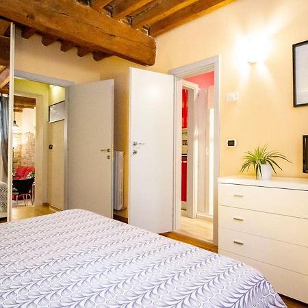 Antica Piazza Apartment By Tuscanywego ルッカ エクステリア 写真