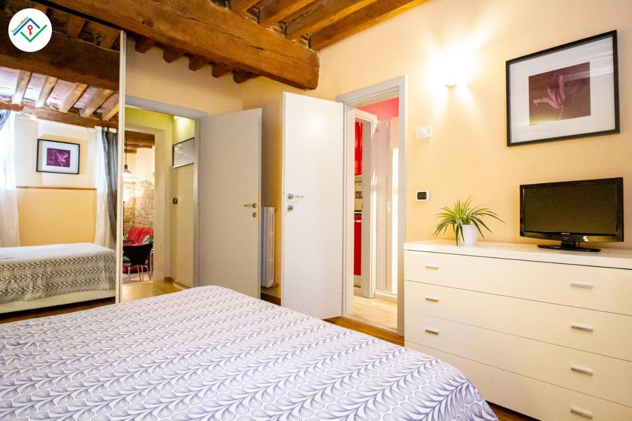 Antica Piazza Apartment By Tuscanywego ルッカ エクステリア 写真